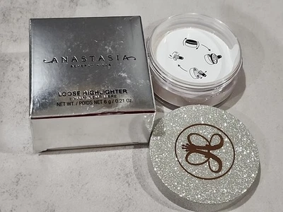 Polvo metálico suelto iluminador copo de nieve ABH Anastasia 6 g / 0,21 oz  Foto 1 de 4