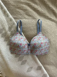 Betsey Johnson x Knix Floral Print WingWoman Wireless Contour Bra Women's 8 - Picture 1 of 4