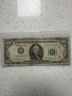 Small Face $100 bill (One Hundred Dollar Bill) - Series 1977. Great Condition! - Image 1 of 4