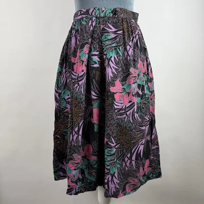 Vintage 70s Womens 26" Dark Floral Rayon Skirt with Pockets Union Made USA - Image 1 of 4