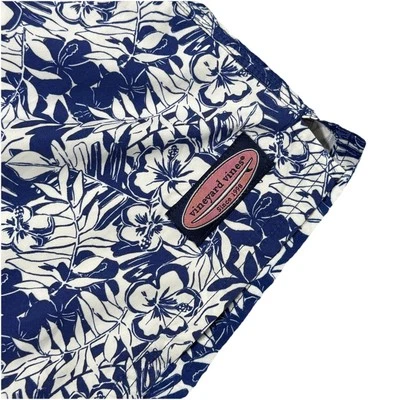 Vineyard Vines Swim Trunks Men's XL Floral All Over Print Mesh Lined - Image 1 of 4
