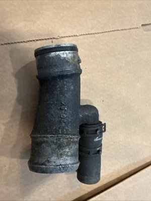 Intercooler de presión turbo izquierdo Porsche Cayenne 2003-2006 4,5 L tubo Al32 Foto 1 de 4