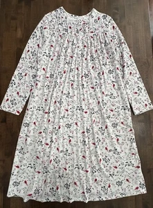 Aria Collection M Soft Velour Nightgown Red Birds/Cardinals Minky Soft Pajamas - Picture 1 of 10