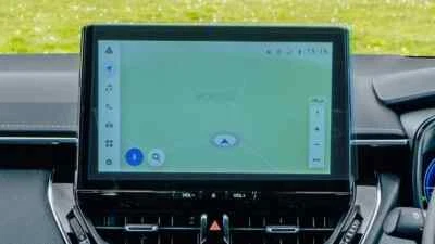 TOYOTA COROLLA Multimedia Screen Protector ( option 2 )  12.1“ 2023 - — 第 1/4 张图片