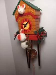 VINTAGE CHRISTMAS Cuckoo Clock Mice Windchime Ornament SNP CHICAGO 1973 Hong Kon - Picture 1 of 24