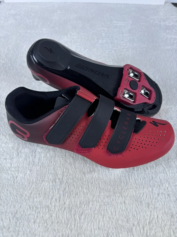 Sapatos de ciclismo Specialized Torch 1.0 Cyclebar indoor tamanho EUA 8 Euro 39 vermelho foguete - Imagem 1 de 4