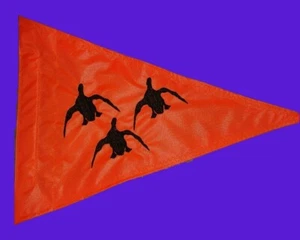 Custom Triangle Cupped Mallards Safety FLAG ATV Airboat PONTOON UTV - Imagen 1 de 5