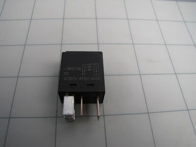 TE Connectivity V23074-A2001-A403 12 В подключаемое микро автомобильное реле НОВОЕ - Изображение 1 из 4