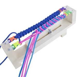 Bracelet Maker with 550 Paracord and Buckles - Adjustable Wristband Maker Pac... - Picture 1 of 7