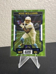 2023 Panini Score Mike Williams #147 verde eléctrico/99 cargadores - Imagen 1 de 4