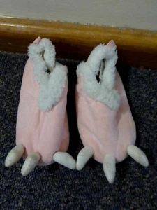 Pink Claw Slippers Size 4 - Picture 1 of 1