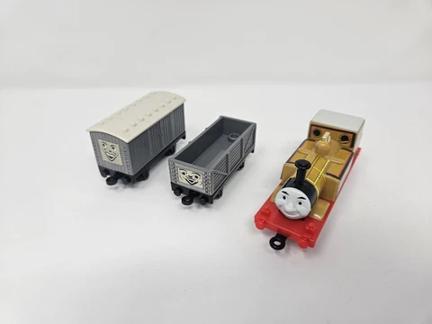Thomas & Friends Bandai Nakayoshi Plastic Stepney Troublesome Train Tank GUC Cover