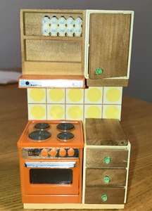 Horno Lundby y gama de 4 quemadores del juego de azulejos amarillos con jabalí de corte modificado - Imagen 1 de 12