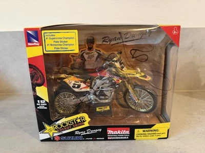 2010 Ryan Dungey #5 Signed Autograghed 1:12 Scale Dirtbike Toy Suzuki Rare New - Image 1 of 4