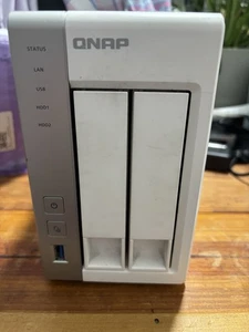 QNAP TS-231 2-BAY PERSONAL CLOUD NAS BACKUP SERVER - NO HDD. Includes POWER - Afbeelding 1 van 4