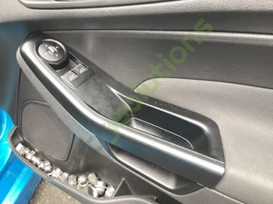 FORD Fiesta B299 MKVI Right Side Window Switch - Picture 1 of 7