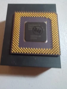 Vintage Intel Pentium 80502-90 SX968 CPU mit Kühlkörper - Bild 1 von 7
