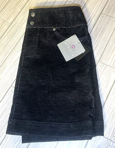 ATHLETA Women’s Size 2 Roseville Black Velvet Skirt Zip Pockets small NWT - Picture 1 of 10