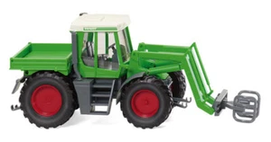 Green Fendt Tractor Bale Grab Wiking 1/87 Plastic Mini Car HO Scale - Picture 1 of 2