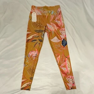 NEW NWT Women’s MAAJI Activeware MARVEL Leggings Pants Full Compression L Large - Picture 1 of 8