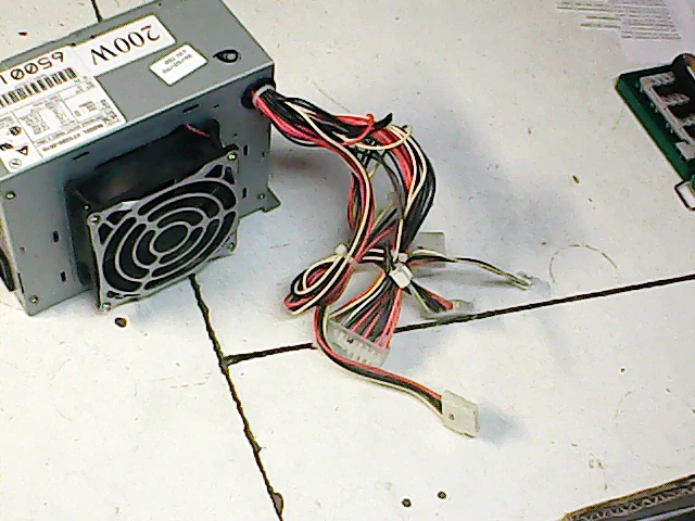 Alimentation ATX202-3515 200W - Photo 1/1