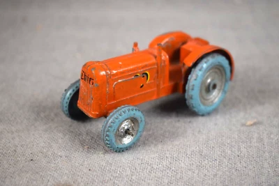 Charbens Made in England Diecast Metal Fordson Farm Tractor Original No. 19 - Image 1 of 4
