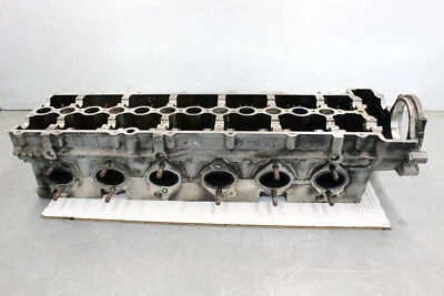 Cabeça de cilindro do motor 2009-2013 BMW X5 E70 X6 E71 DIESEL M57 335D com válvulas - Imagem 1 de 4