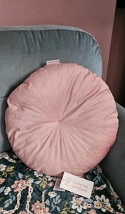 Catherine Lansfield Stitch Detail Round Cushion 40 x 40cm Soft Pink New - Picture 1 of 5