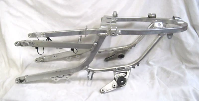 Riel de asiento subchasis trasero 99 Suzuki TL1000 R OEM 41200-02FA0 ¡¡¡¡SOLO PARA PIEZAS!!!!! Foto 1 de 4