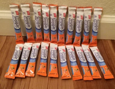 Conjunto de 20 pacotes de eletrólitos orais sabor laranja Ancalmo - Imagem 1 de 4