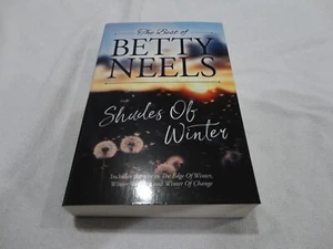 THE BEST OF BETTY NEELS - SHADES OF WINTER @ MILLS AND BOON MEDIUM SIZE PB BOOK - Picture 1 of 3