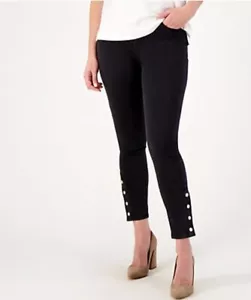 Isaac Mizrahi Live! Regular Black Divine Denim Slim Leg Jeans Black Denim 18W A5 - Picture 1 of 3