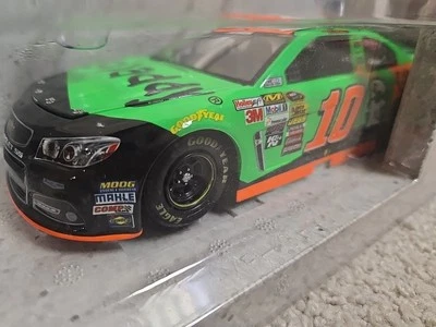 2015 Danica Patrick 10 GoDaddy 1/24 Lionel Nascar Diecast 1/1273 - Image 1 of 4