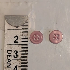 2 9mm Pale Pinky Purpley slightly pearlescent 4 Hole Plastic Buttons - Picture 1 of 2