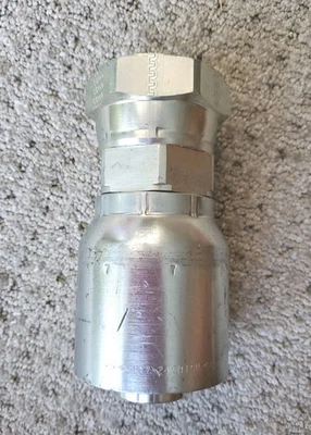 10677-24-24 Parker 1-1/2'' Female JIC 37° Flare x 1-1/2" Hose Swivel FREE SHIP - Image 1 of 2