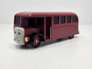 Thomas The Train Engine Bertie Bus Limited 2002 raro Gullane plástico Bachmann - Imagen 1 de 8
