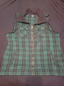 Lovely Blk/Green Plaid Tartan Authentic Chaps Zip Fleece Vest Holidays Petite XL - Picture 1 of 6