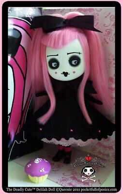 Gothic Girl Collectible Doll Pocket Full Of Posiez Queenie Character Original  • 39$