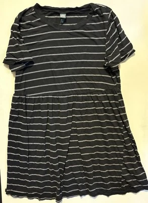 Vestido babydoll de algodón a rayas blanco y negro talla L Usado en Excelente Condición Foto 1 de 4