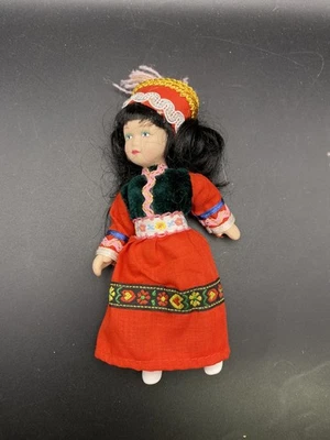 Disfraz folclórico muñeca niña vintage Foto 1 de 4