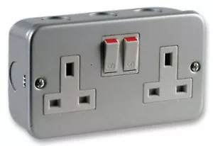 Metal clad 230v 240v 13A mains double socket & back mounting box garage workshop - Picture 1 of 1