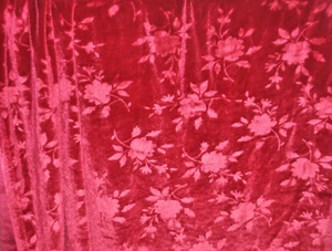 6 1/3 Yards Luxury Embossed Merlot Velvet Flower Design 4-way Stretch 60” Wide - Picture 1 of 4