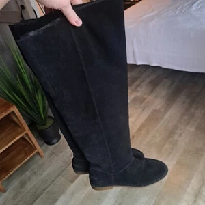 NEW Ugg Loma Size 9.5 Over The Knee Suede Leather Black Boots - Picture 1 of 9