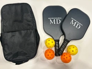 T700 Carbon Fiber pickleball paddle set with 4 ball and bag, 13mm paddle - Picture 1 of 6