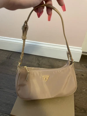 Bolso de Hombro Guess Crema Pequeño Foto 1 de 3