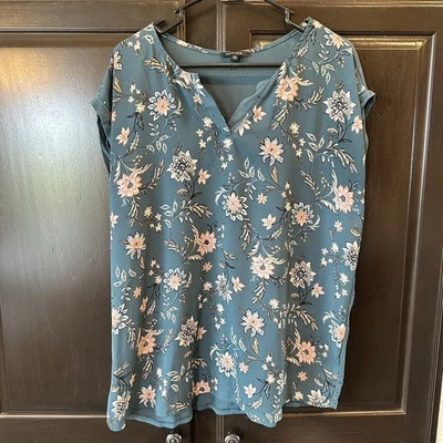 Papermoon Women's Floral Print Cap Sleeve Blouse Size XXL Sage Green - Image 1 of 4