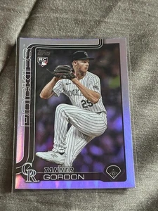 112524 2025 Topps Aggiornamento RC Rainbow Foil Tanner Gordon Colorado Rockies - Foto 1 di 1