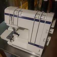 Husqvarna Viking 905 Huskylock Serger Sewing Machine [With Foot Controller]