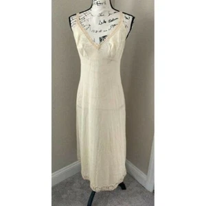 VANITY FAIR BEIGE NUDE FULL SLIP - GR. 34 (pe) - Bild 1 von 5