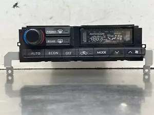 2002 Infiniti QX4 OEM Auto Heater A/C Climate Control Panel 27500-4W300 2001 - Picture 1 of 7